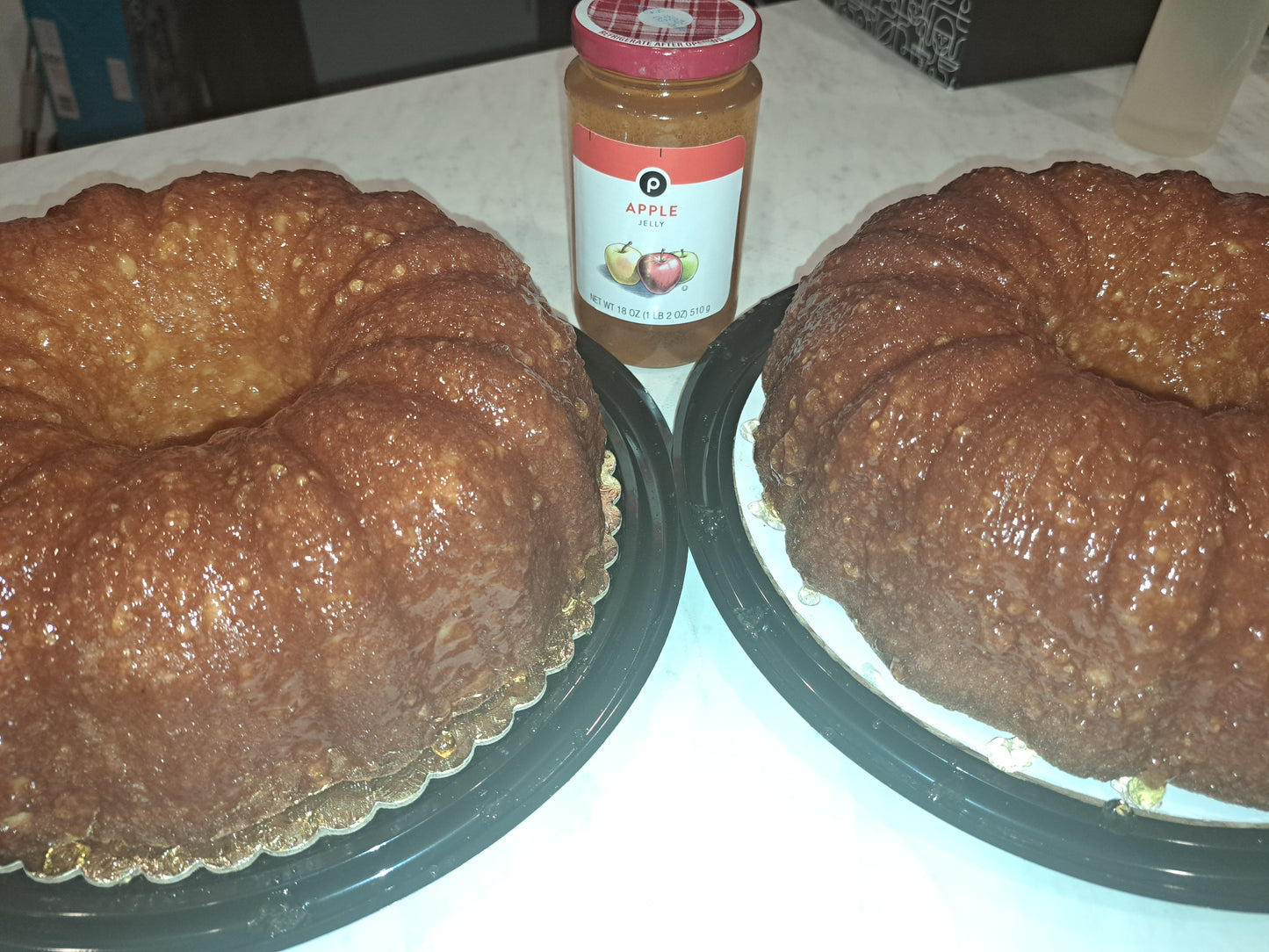 Apple Jelly Cake