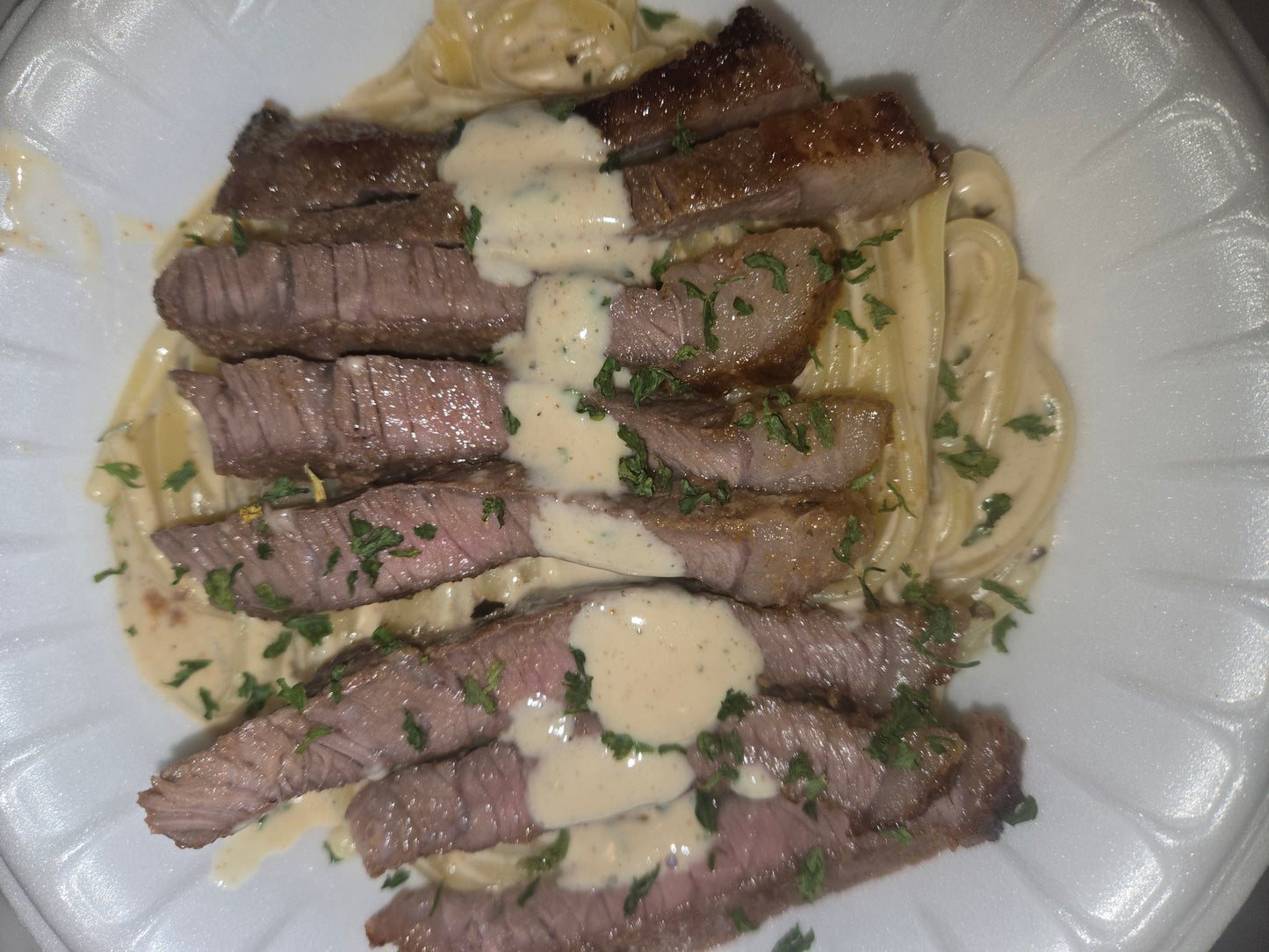 Steak Alfredo (Large)