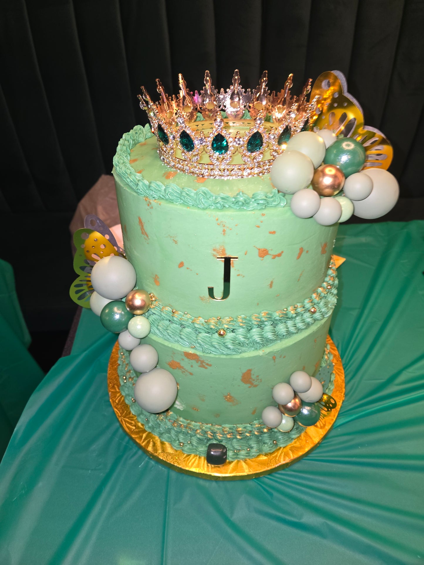 Two-tier customized cake